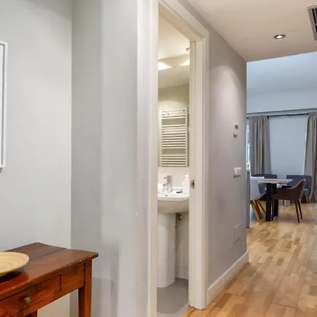Flateli Nord Apartment Girona