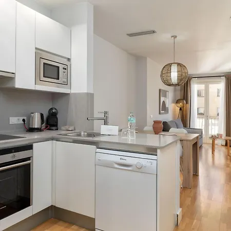 Flateli Nord Apartman Girona